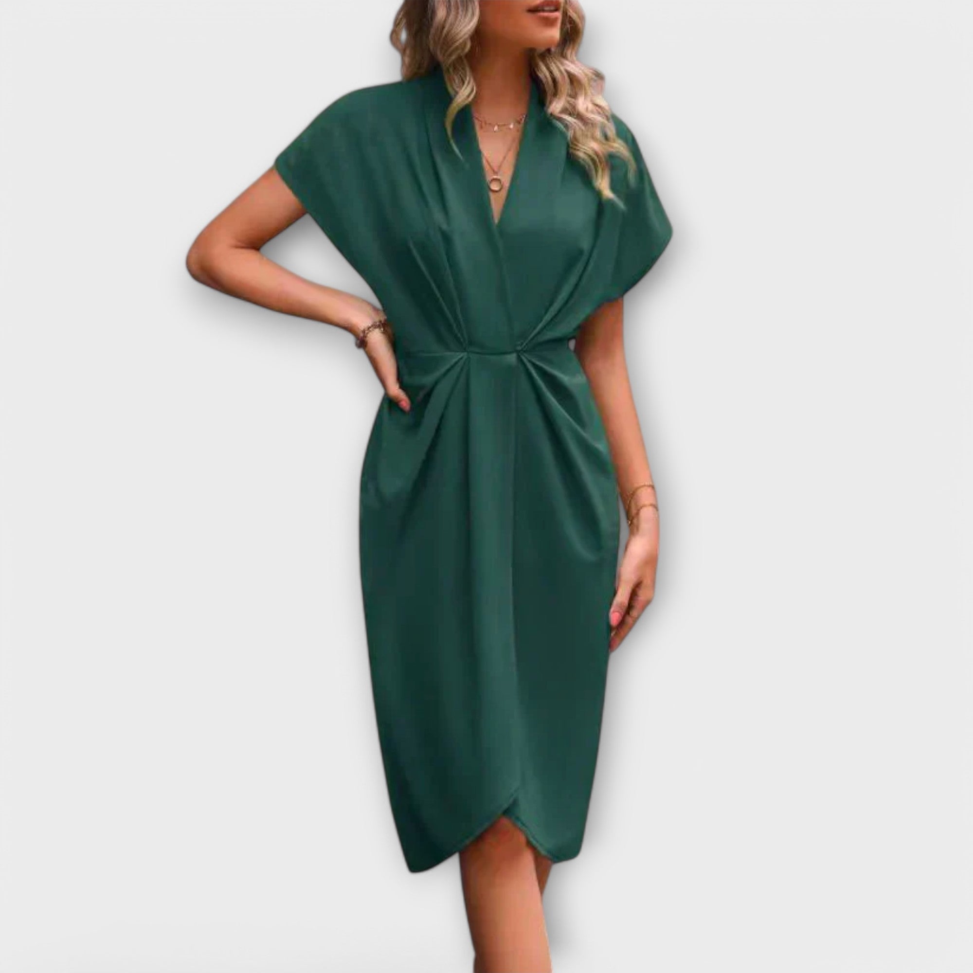 Serena – Elegantna i udobna midi wrap haljina
